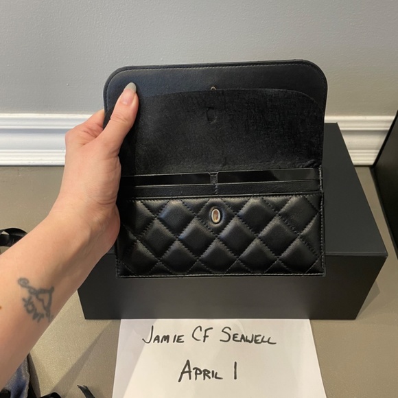 SOLD Chanel 2020 Multi Pochette - Picture 9 of 14